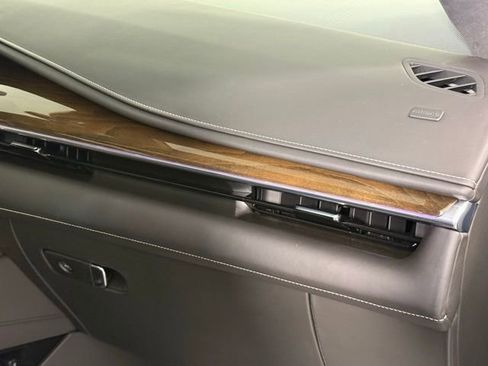 Used 2023 Cadillac Escalade Sport Platinum w/ LPO, ONYX Package image 36