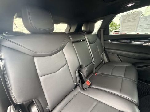Certified 2024 Cadillac XT5 Premium Luxury AWD/4WD image 27