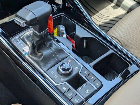 Used 2024 Kia Sorento SX Prestige w/ Olive Brown Leather Package image 26