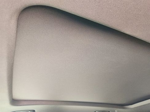 Used 2021 Chevrolet Blazer RS w/ Enhanced Convenience Package image 24