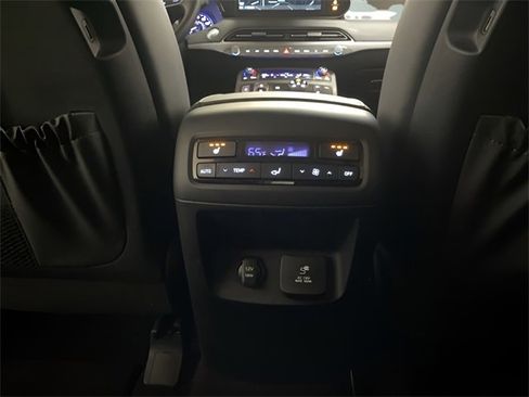 Used 2022 Hyundai Palisade SEL w/ Premium Package image 58