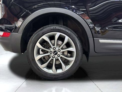 Used 2019 Lincoln MKC Select w/ Select Plus Package image 67