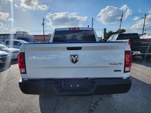 Used 2016 RAM 1500 Tradesman AWD/4WD image 4