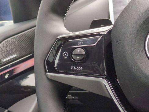 New 2026 BMW 540i xDrive image 25