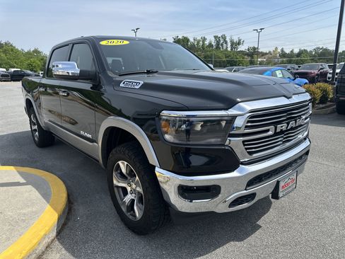 Used 2020 RAM 1500 Laramie AWD/4WD image 4