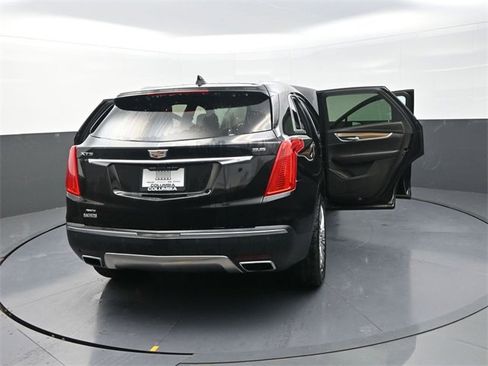 Used 2017 Cadillac XT5 Platinum image 30