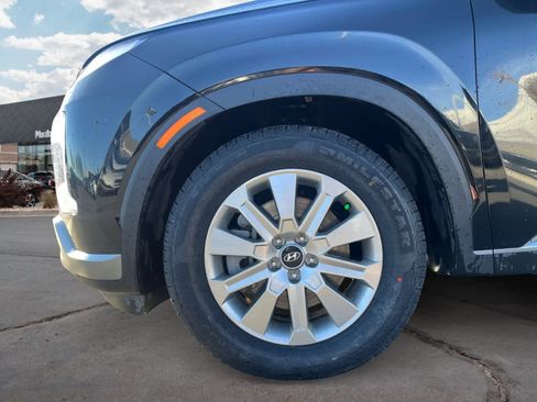 Certified 2024 Hyundai Palisade SEL image 14