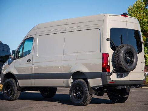 New 2025 Mercedes-Benz Sprinter 2500 image 7