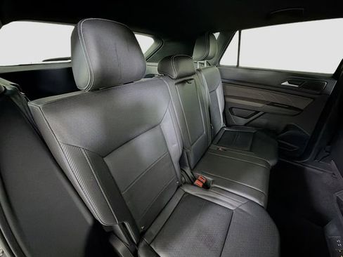 Used 2023 Volkswagen Atlas Cross Sport SE FWD image 26