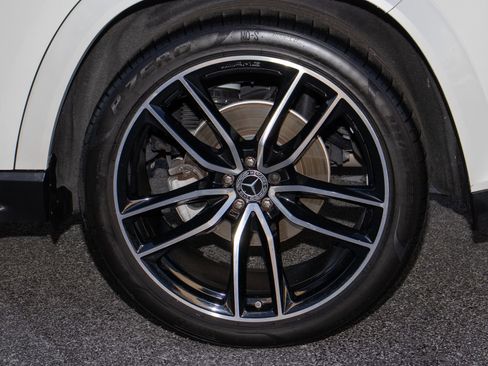 Used 2022 Mercedes-Benz GLS 450 4MATIC image 44