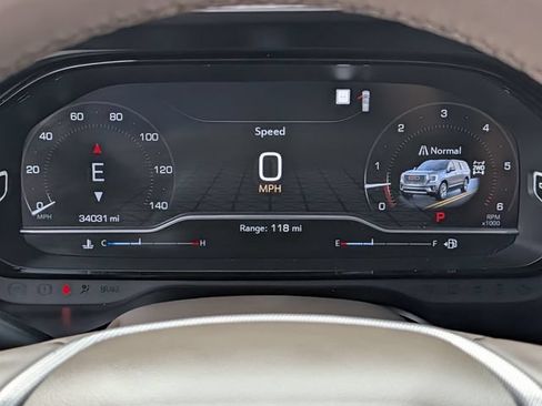 Used 2023 GMC Yukon XL Denali AWD/4WD image 21