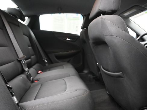 Used 2024 Chevrolet Malibu LT FWD image 8