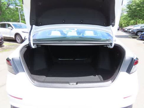 Used 2023 Honda Accord EX image 9