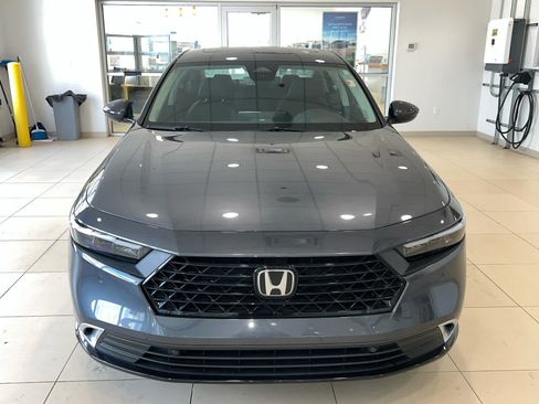 Used 2025 Honda Accord Touring image 6