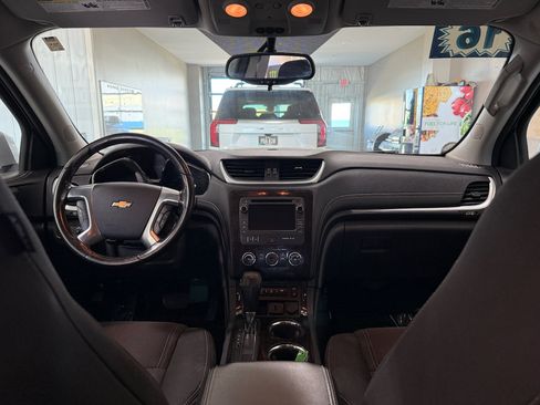 Used 2016 Chevrolet Traverse LT w/ Style and Technology Package AWD/4WD image 13
