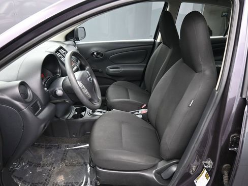 Used 2015 Nissan Versa S Plus image 18