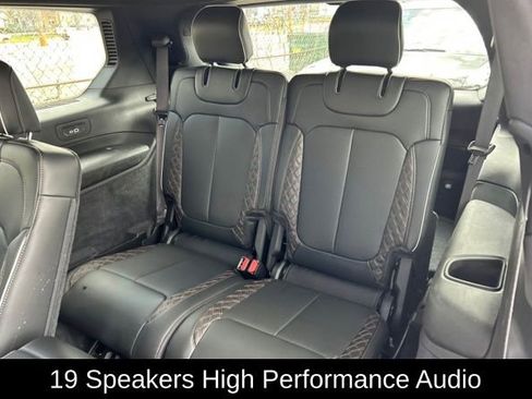 Used 2025 Jeep Grand Cherokee L Summit AWD/4WD image 10