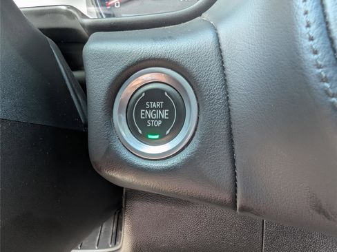 Used 2021 Chevrolet Suburban LS image 13