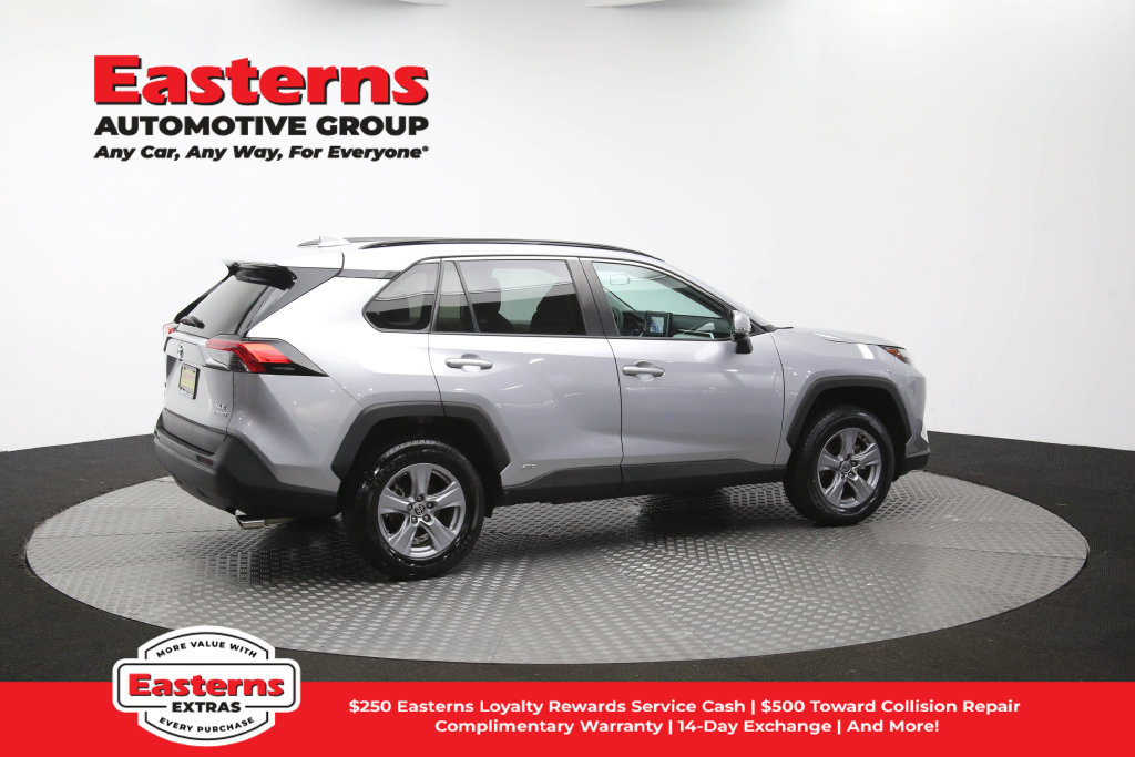 Used 2022 Toyota RAV4 XLE w/ Convenience Package AWD/4WD image 44