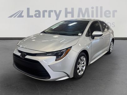 Used 2025 Toyota Corolla LE