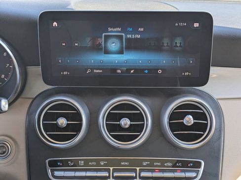 Certified 2022 Mercedes-Benz GLC 300 image 5