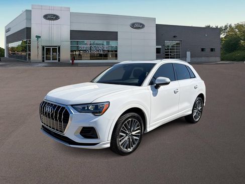 Used 2022 Audi Q3 2.0T Premium AWD/4WD image 5