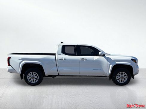New 2026 Toyota Tacoma SR5 AWD/4WD image 8