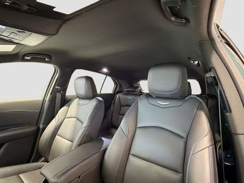 Used 2025 Cadillac XT4 Sport w/ Technology Package image 20
