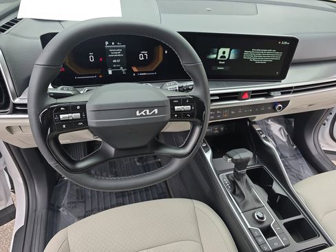 New 2026 Kia Sorento S w/ S Panoramic Sunroof Package image 18