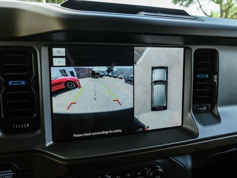 Used 2023 Ford Bronco Outer Banks AWD/4WD image 18