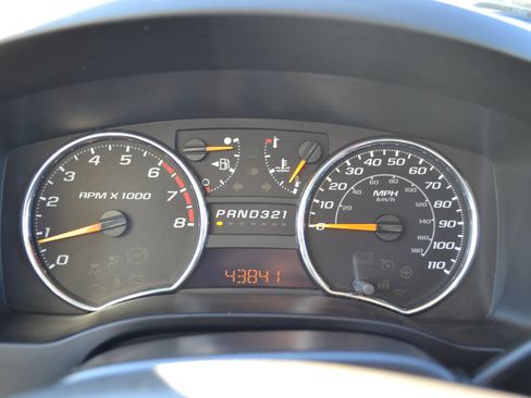 Used 2011 Chevrolet Colorado LT image 15