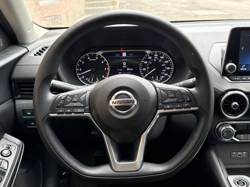 Used 2023 Nissan Sentra SV FWD image 35