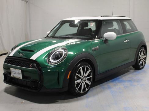 Used 2024 MINI Cooper S FWD image 1