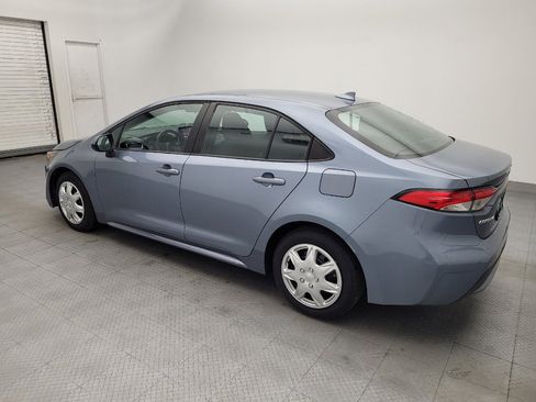 Used 2020 Toyota Corolla LE FWD image 3