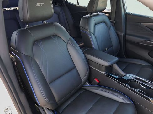 Used 2024 Buick Envista Sport Touring w/ Convenience I Package FWD image 31