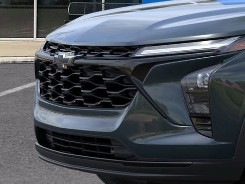 New 2026 Chevrolet Trax LT w/ Driver Confidence Package FWD image 13