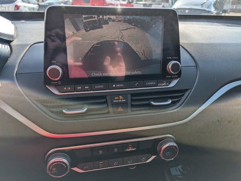 Used 2020 Nissan Altima 2.5 S FWD image 22