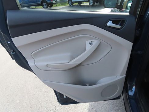 Used 2019 Ford Escape SEL image 34