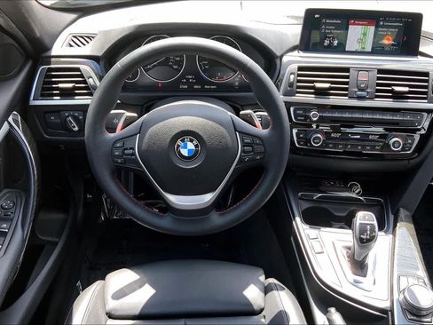 Used 2018 BMW 330i Sedan image 5