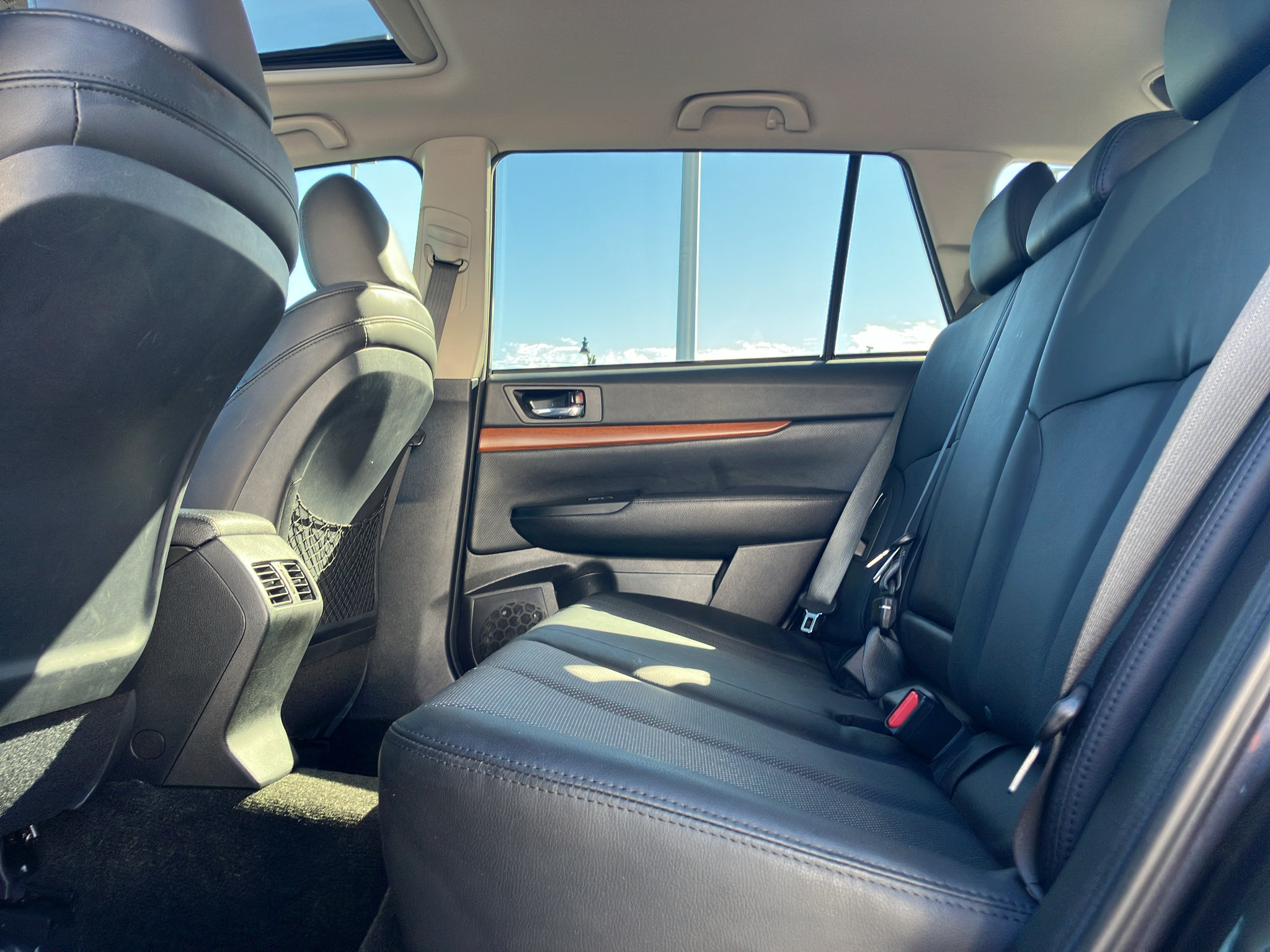 Used 2013 Subaru Outback 2.5i Limited w/ Moonroof Pkg AWD/4WD image 31