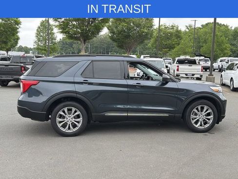 Used 2023 Ford Explorer XLT w/ Equipment Group 202A AWD/4WD image 14