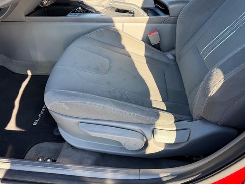 Used 2024 Hyundai Elantra SEL image 19