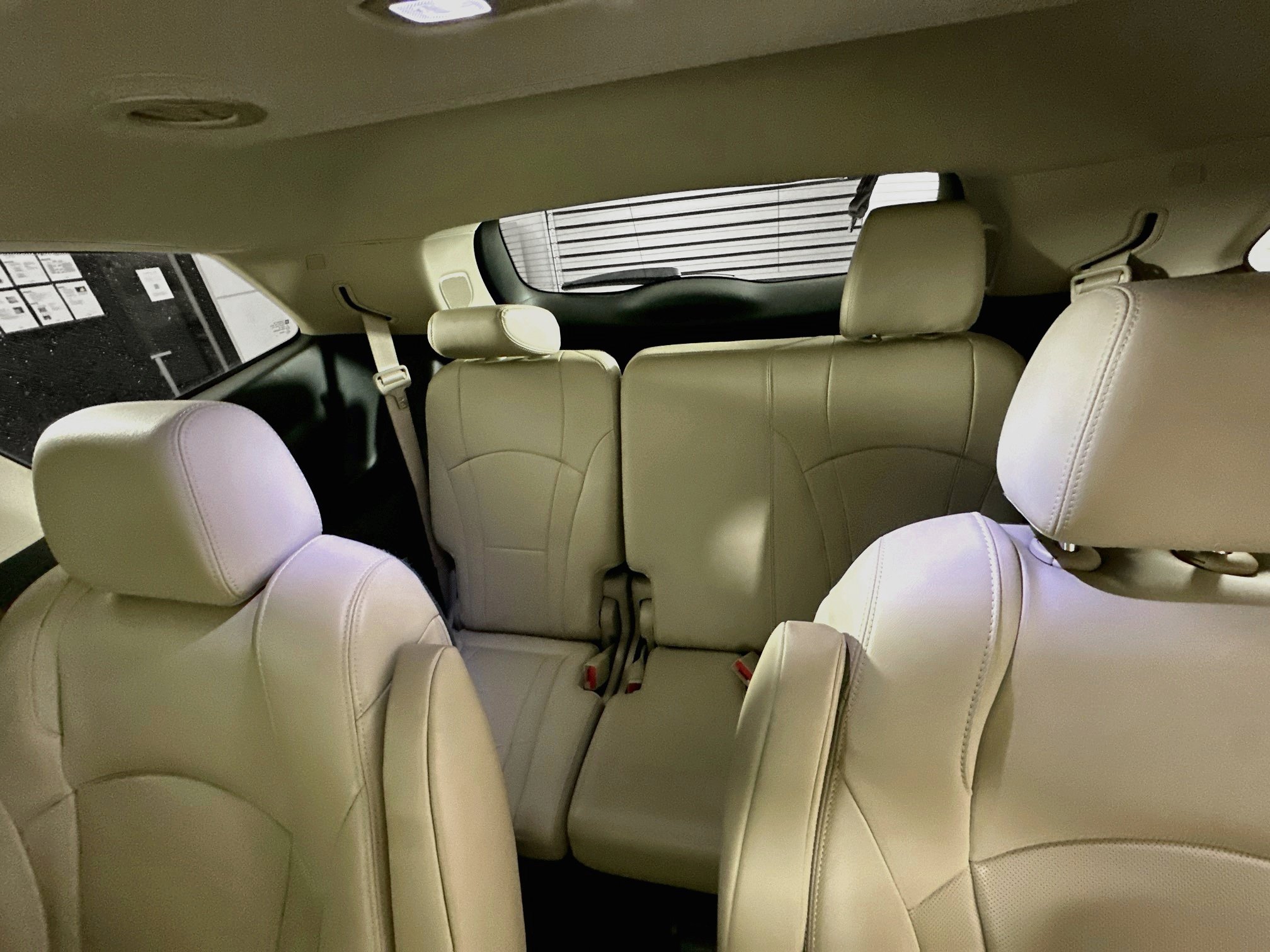 Used 2019 Buick Enclave Premium w/ Experience Buick Package FWD image 29