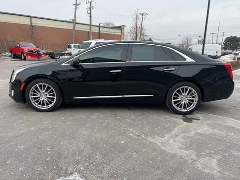 Used 2017 Cadillac XTS Luxury image 8