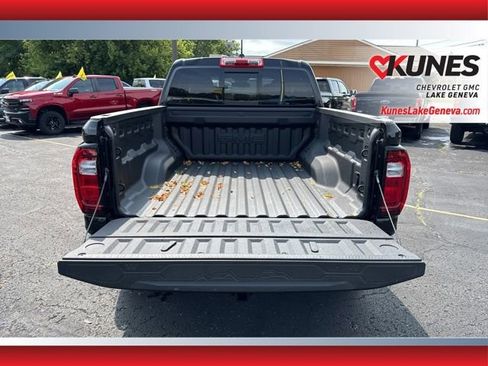 New 2025 GMC Canyon Denali image 19