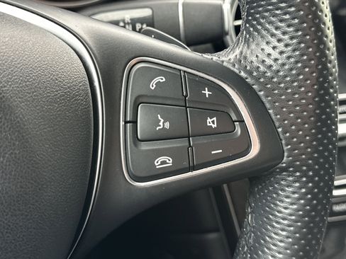 Certified 2018 Mercedes-Benz GLC 300 4MATIC image 19