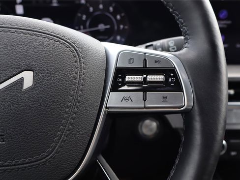 Used 2024 Kia Telluride SX X-Line AWD/4WD image 17