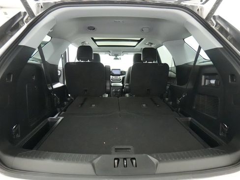 Used 2022 Ford Explorer XLT w/ Equipment Group 202A AWD/4WD image 30