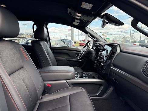 Used 2023 Nissan Titan PRO-4X w/ Pro-4x Utility Package image 7