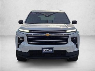 Used 2026 Chevrolet Traverse LT video 2